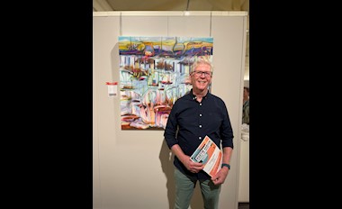 Popular local artist takes out top prize at Martin Hanson Memorial Art Awards